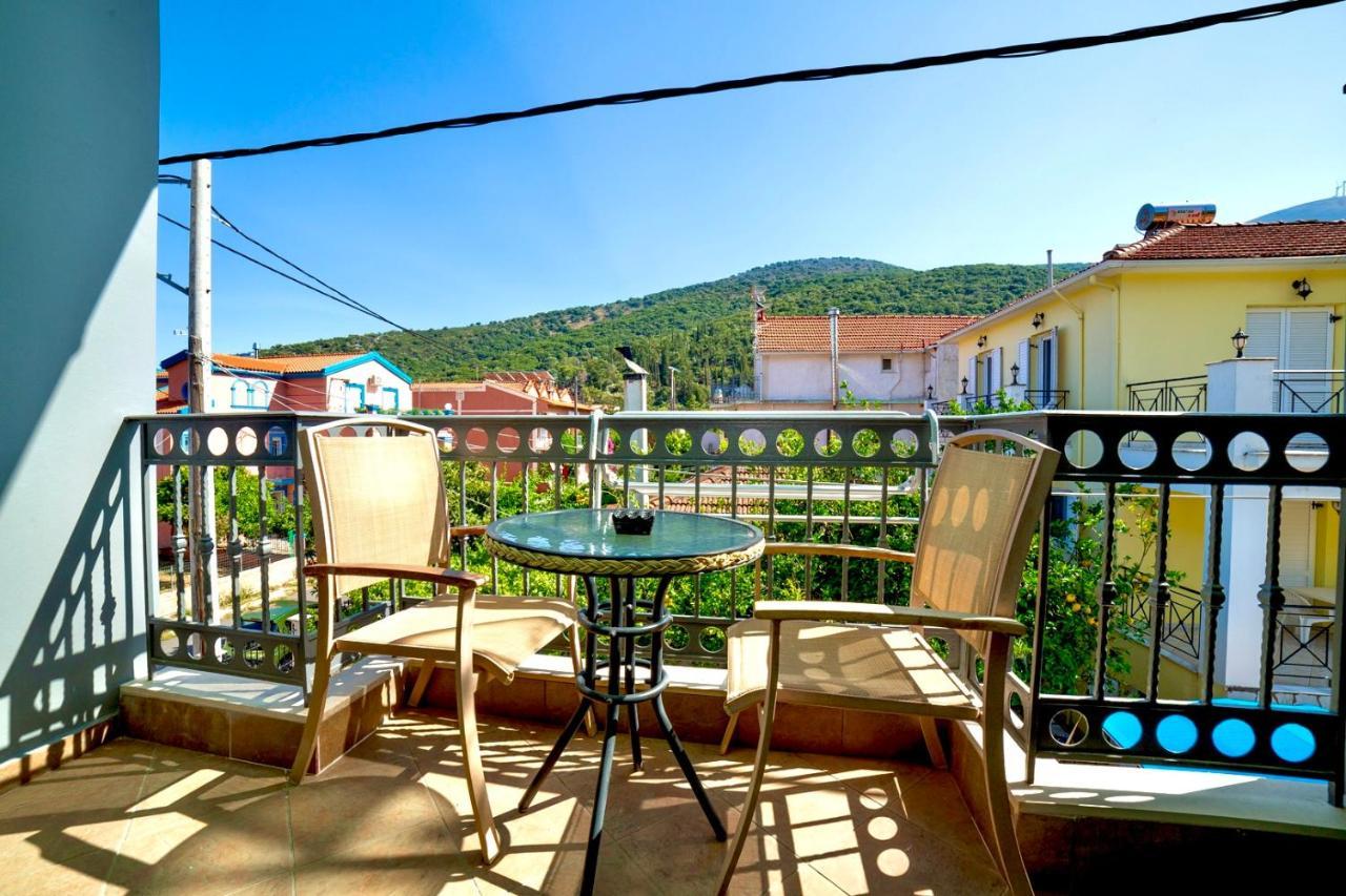 Villa Kirki Apartments Agia Efimia Exteriör bild